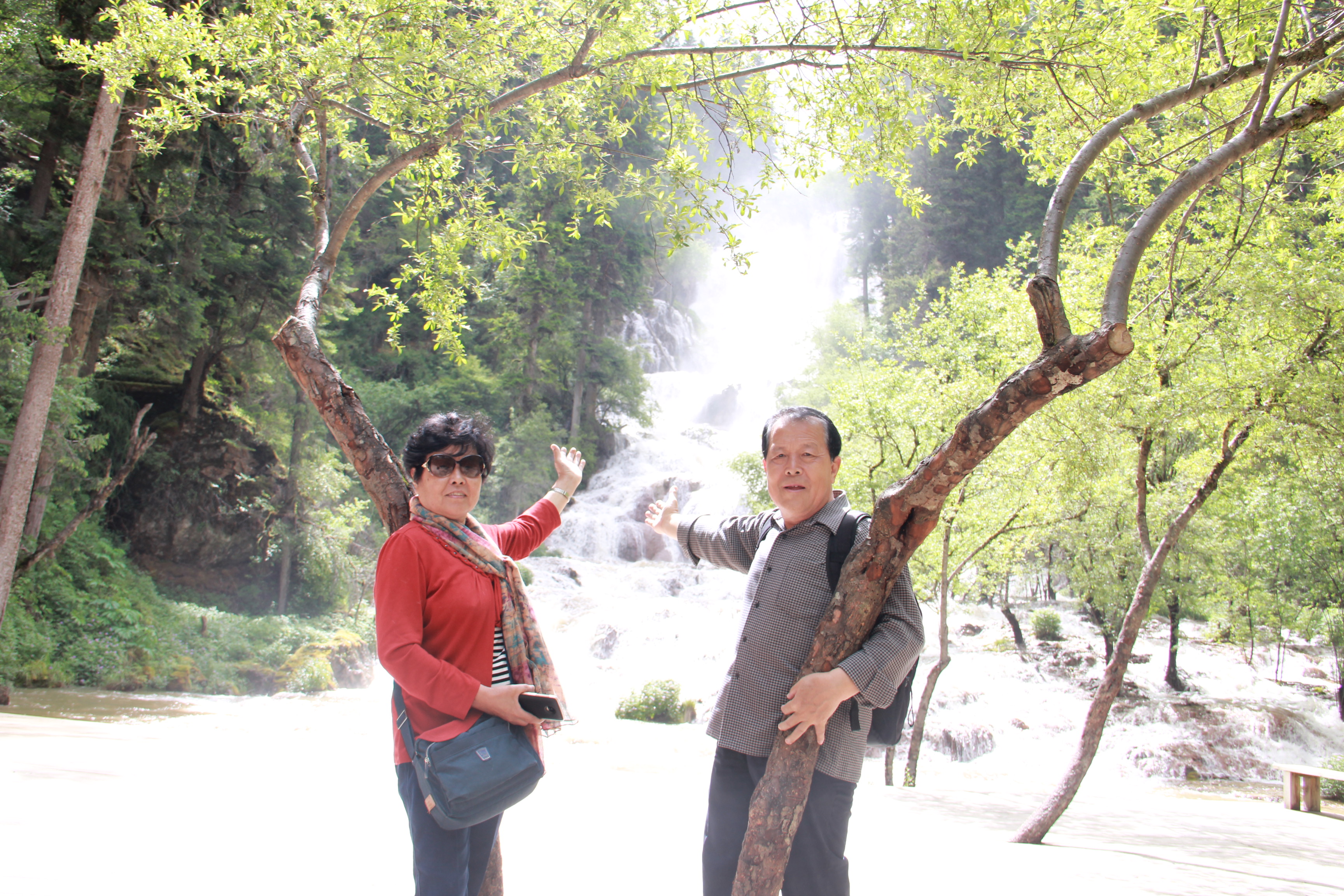 【携程攻略】黄龙风景名胜区牟尼沟风景区好玩吗,黄龙