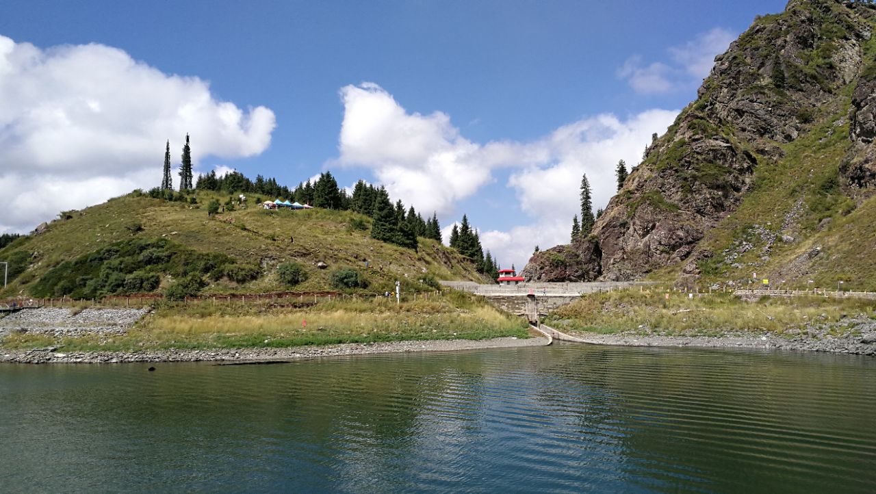 【携程攻略】阜康天山天池好玩吗,阜康天山天池景点样