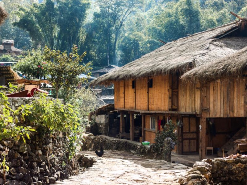 翁丁佤族原始群居村落