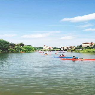 红帽子南川黎香湖皮划艇 水上运动 活动基地 运动活动 距景点782m