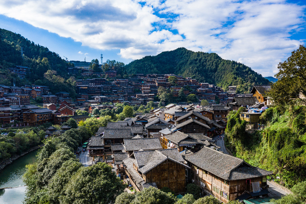 西江千户苗寨,藏在大山深处的千年苗寨