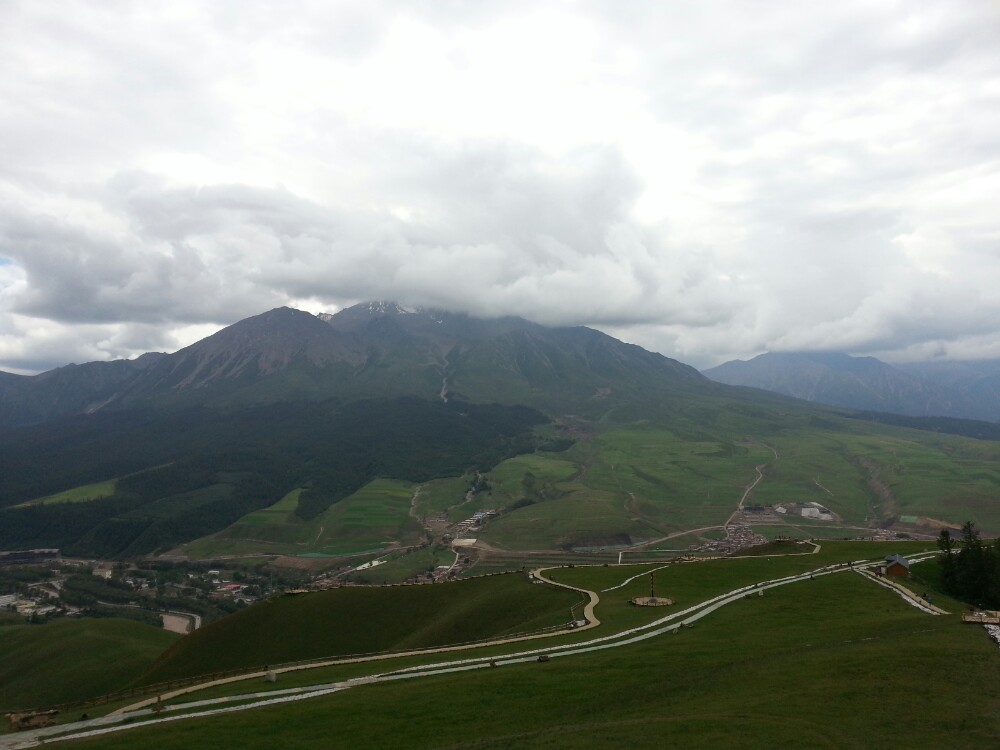 祁连山风光旅游景区