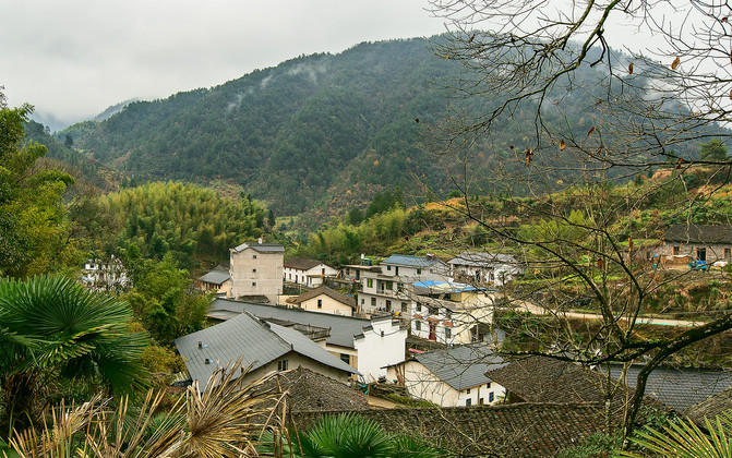 三清山下岭头山村,一个私藏的秘境之地