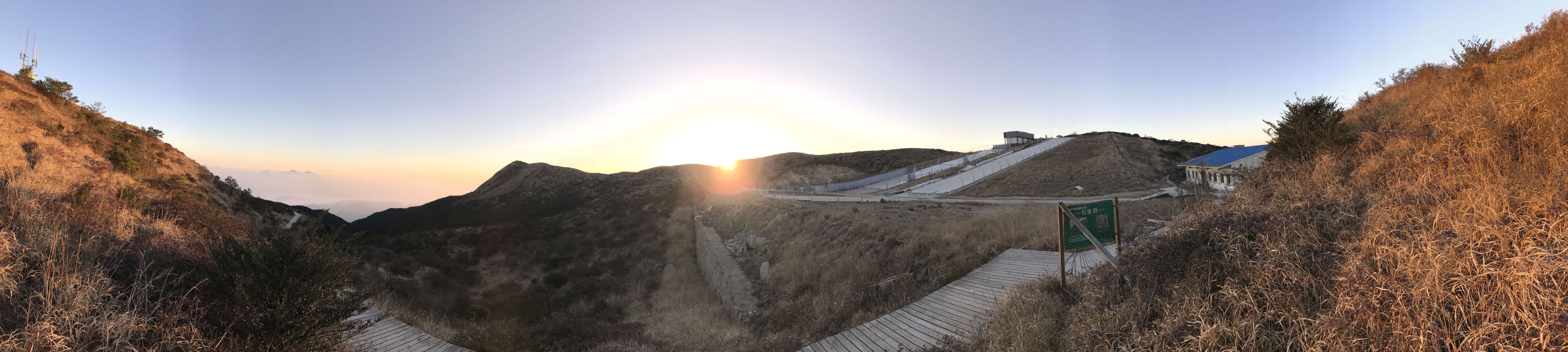 金铙山星空隧道