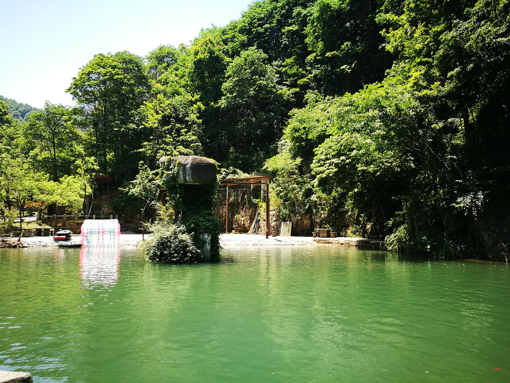 金华浦江仙华山白石湾