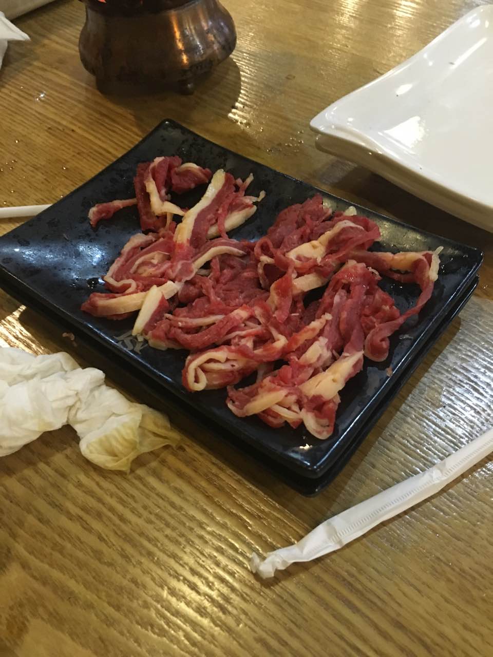 2021黄记一品鲜牛肉火锅(一街坊店)美食餐厅,肥肉是黄色的 一盘牛肉48