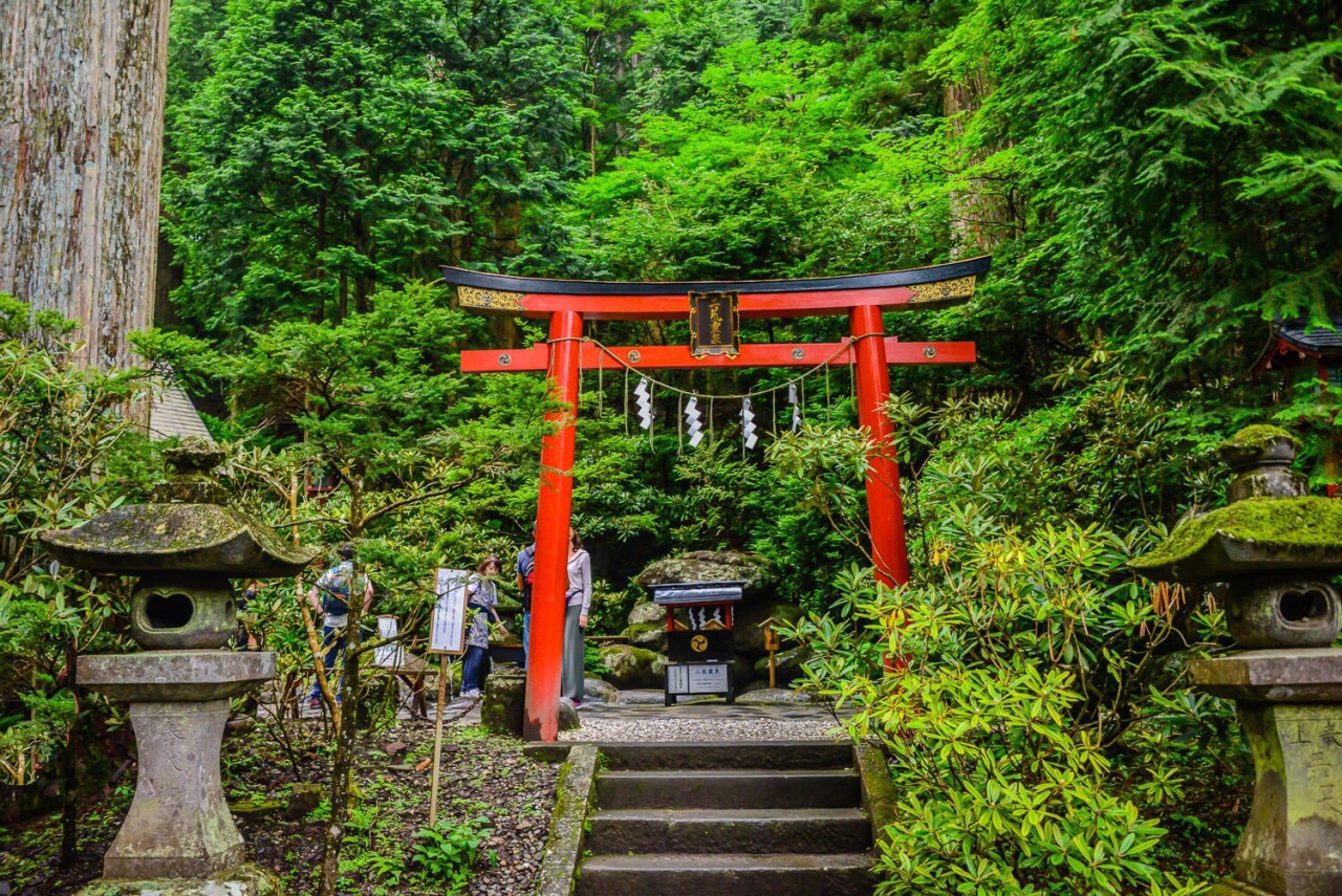 二荒山神社在日本地位很高,始建于公元767年,其主要祭拜的神明为日光