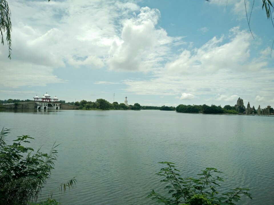 八里河风景区