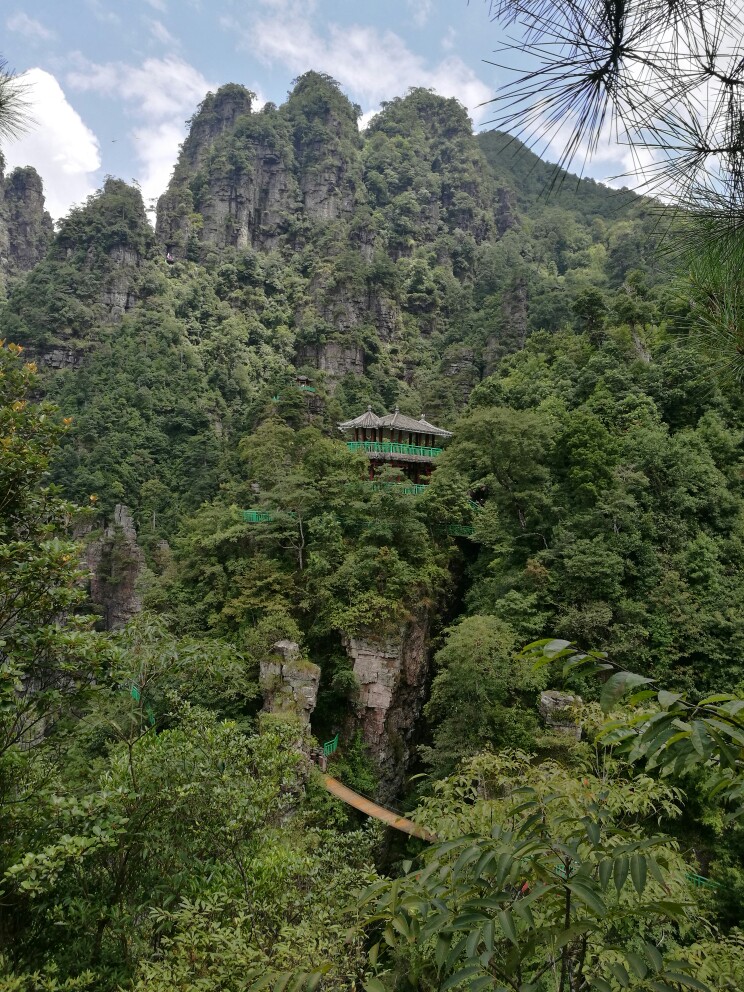 金秀莲花山景区