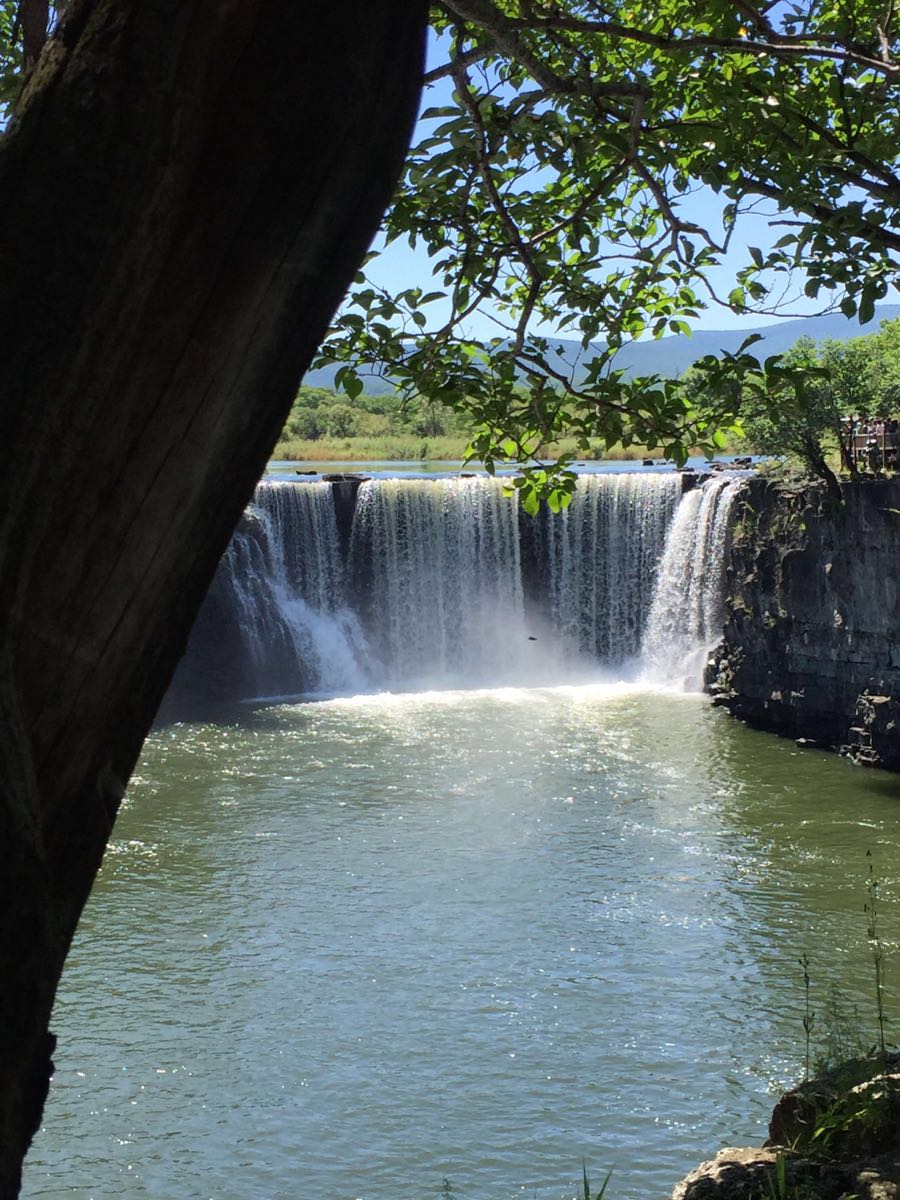 镜泊湖风景区