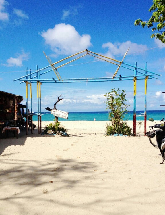 普卡海滩puka beach