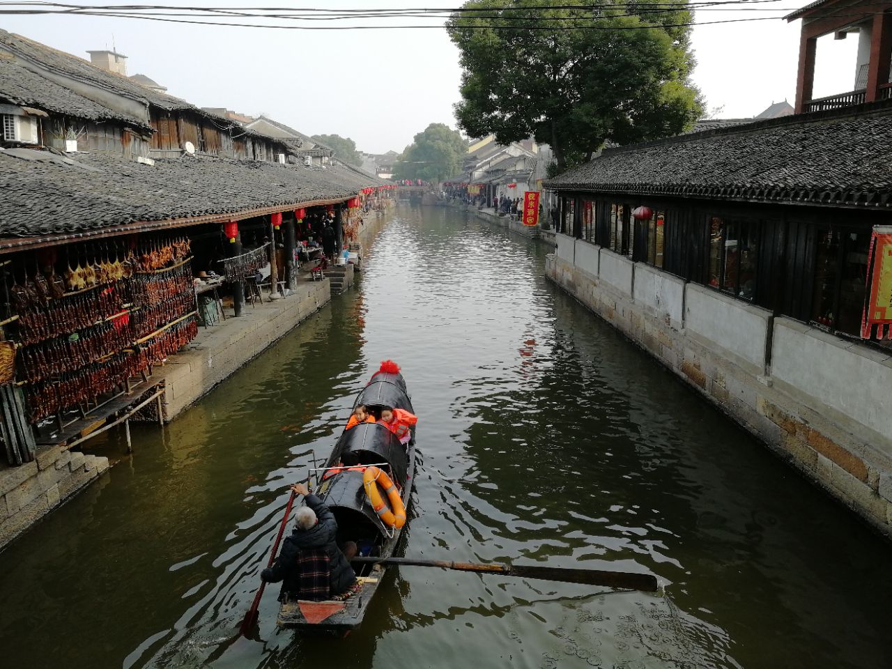 绍兴乌篷船观光