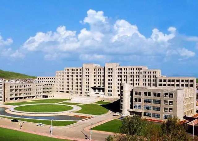 大连财经学院