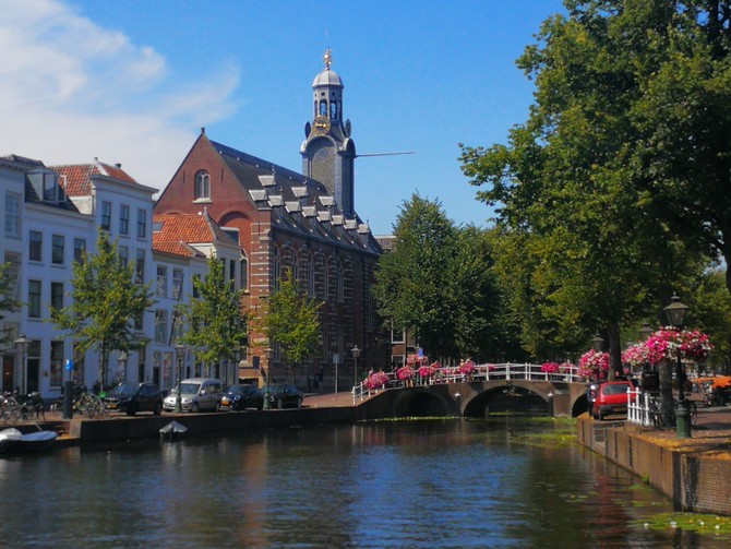 莱顿大学universiteit leiden