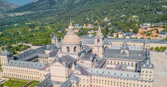 埃斯科里亚尔修道院