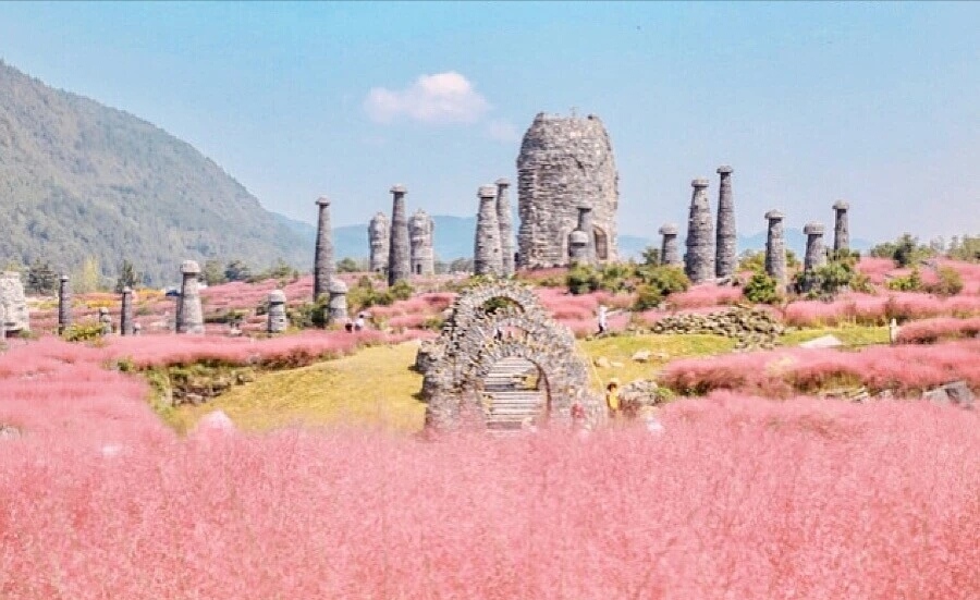 酉阳叠石花谷