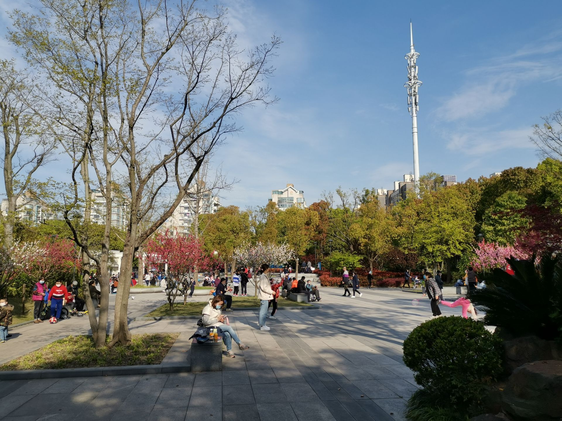 【携程攻略】上海陶行知纪念馆景点,大华行知公园有一座陶行知全身