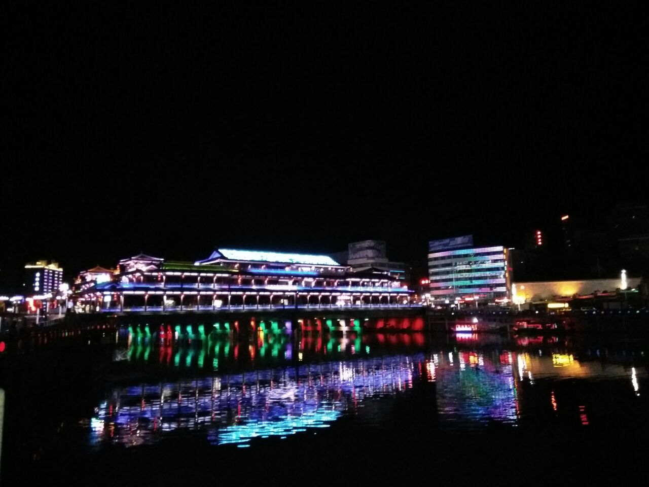 凤凰湖景区