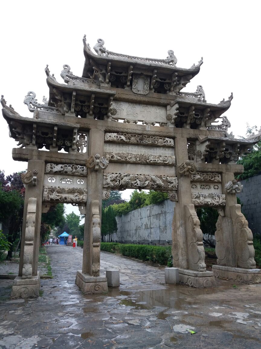 戚氏牌坊