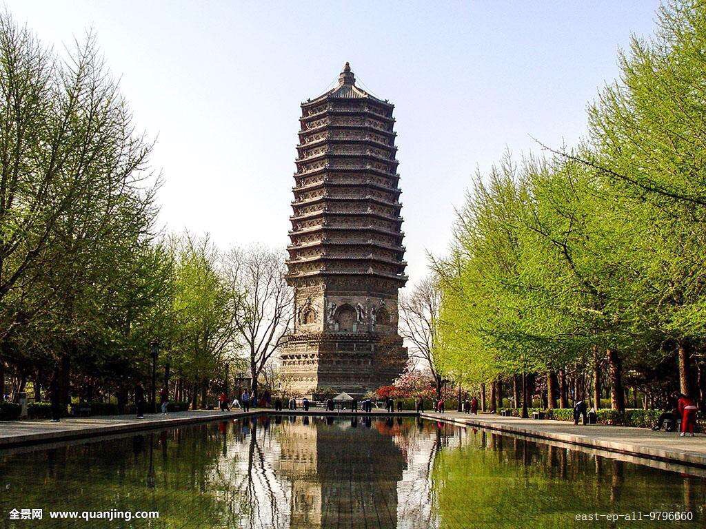 位于海淀区八里庄慈寿寺内,仿天宁寺塔而建,在万历四年所建,迄今已有