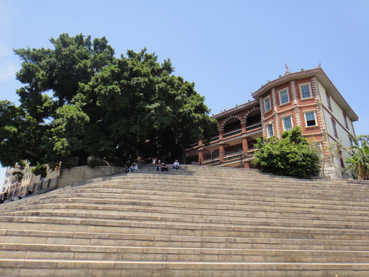 集美中学