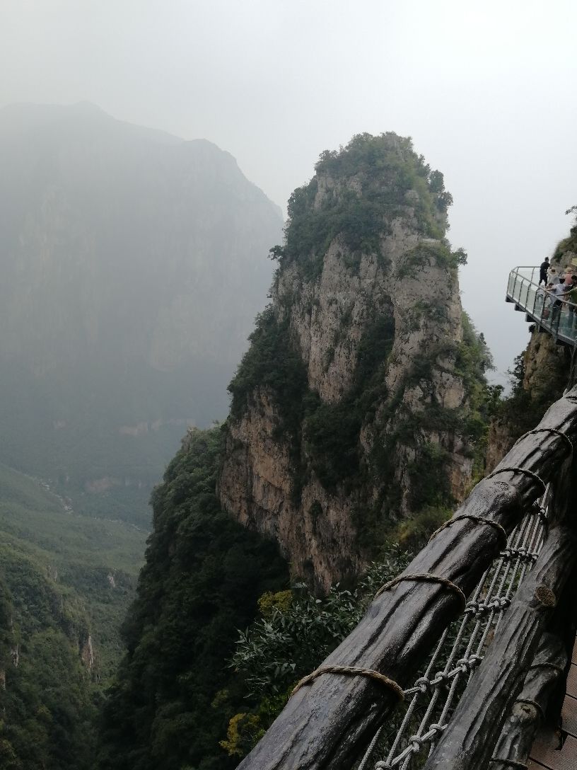 茱萸峰是云台山的最高峰,爬山还是有些累.