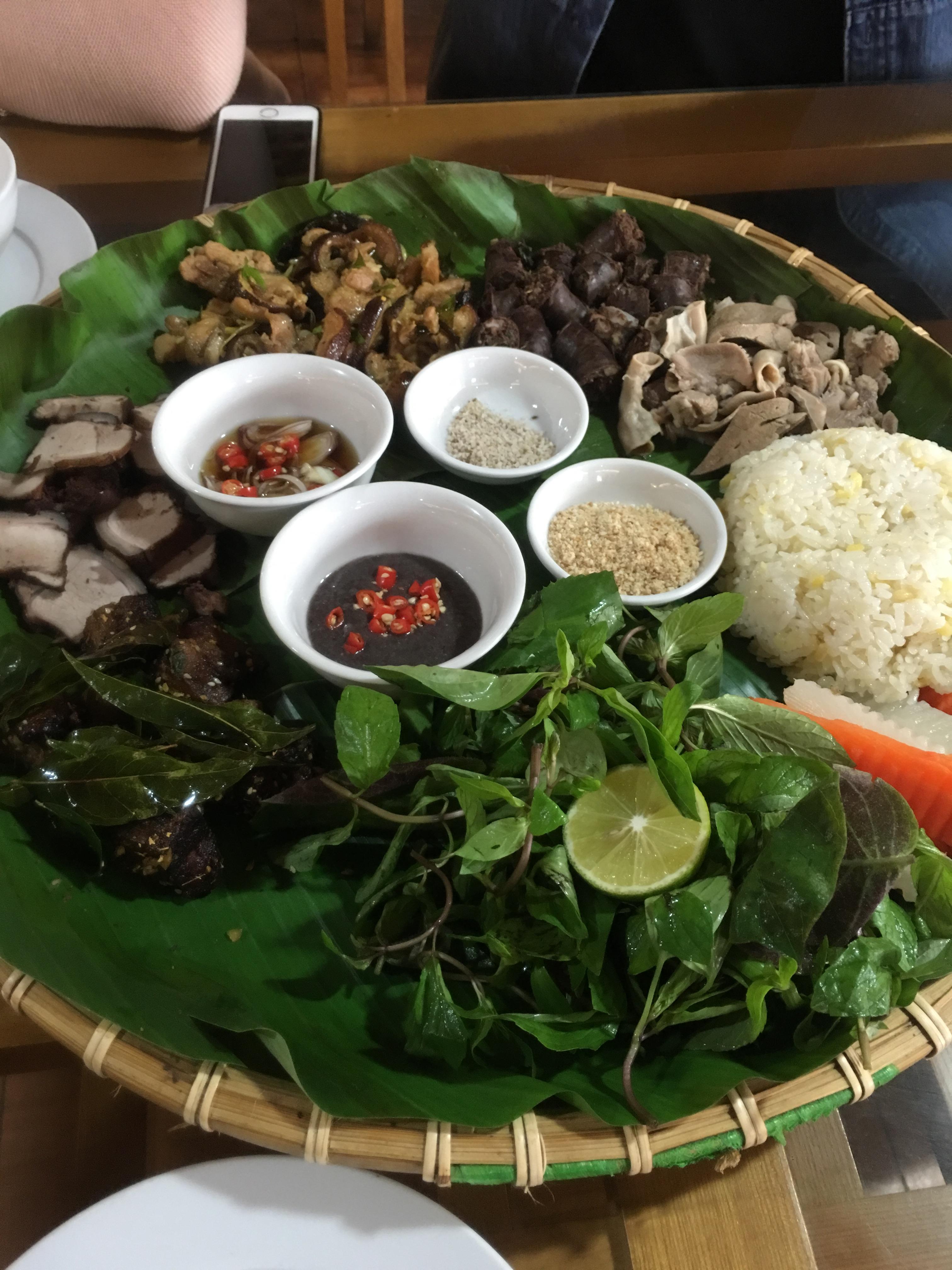 有谁比较了解越南的美食特色?