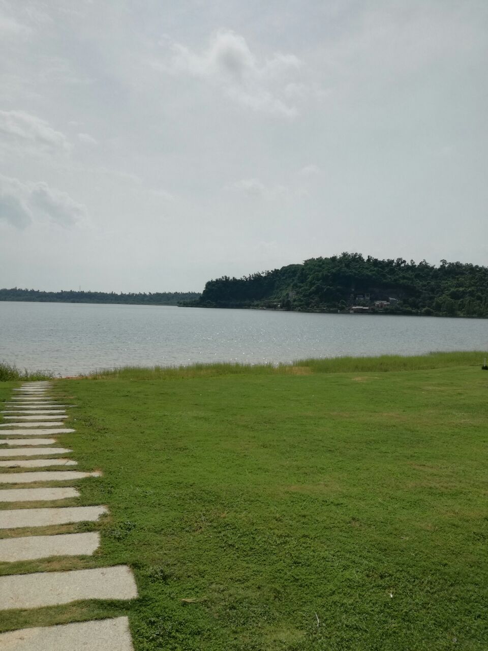 湛江湖光岩好玩吗,湛江湖光岩景点怎么样_点评_评价【携程攻略】