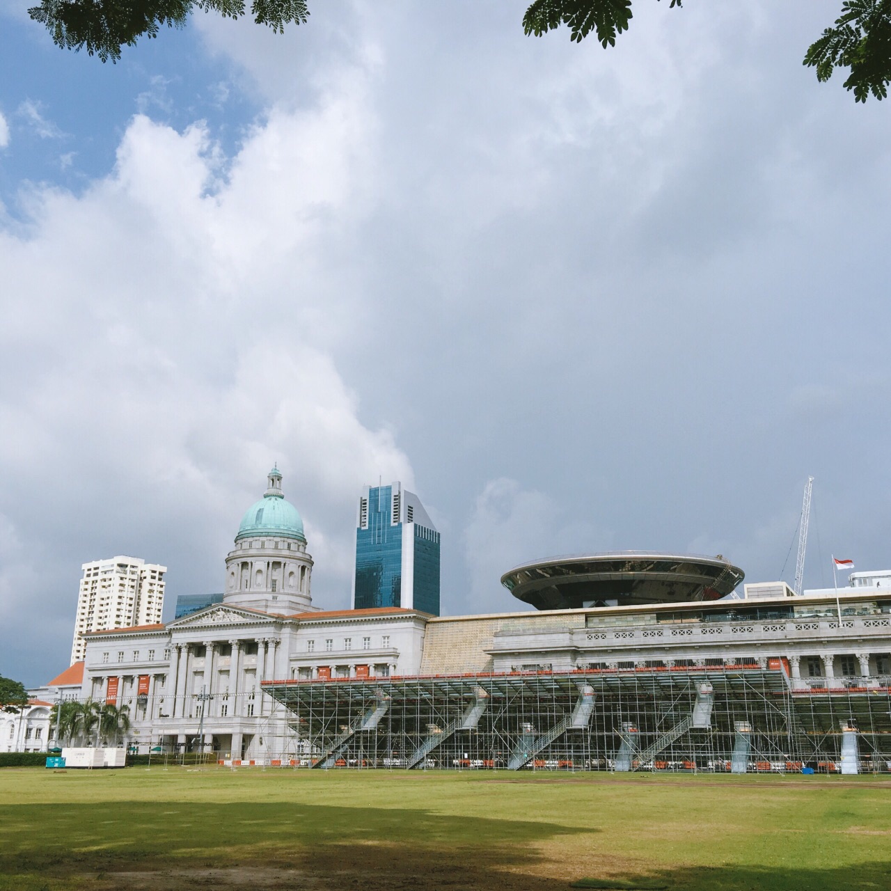 政府大厦大草场旅游景点攻略图