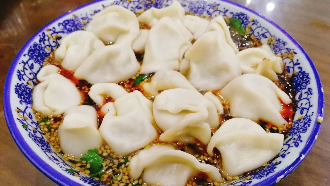 回坊马二酸汤水饺