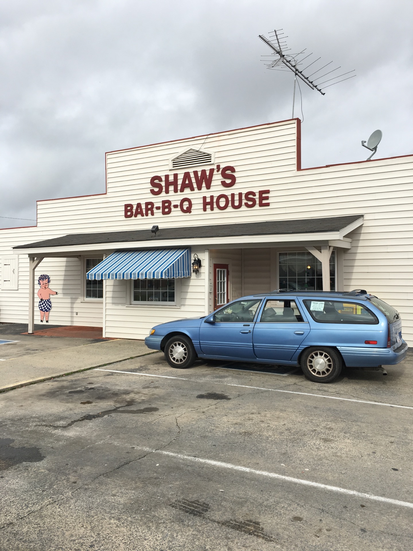 shaw's barbecue house 47/人 西餐 直线距离4.8km