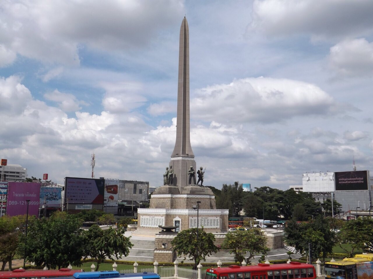 【携程攻略】曼谷胜利纪念碑景点,看了攻略交通很方便