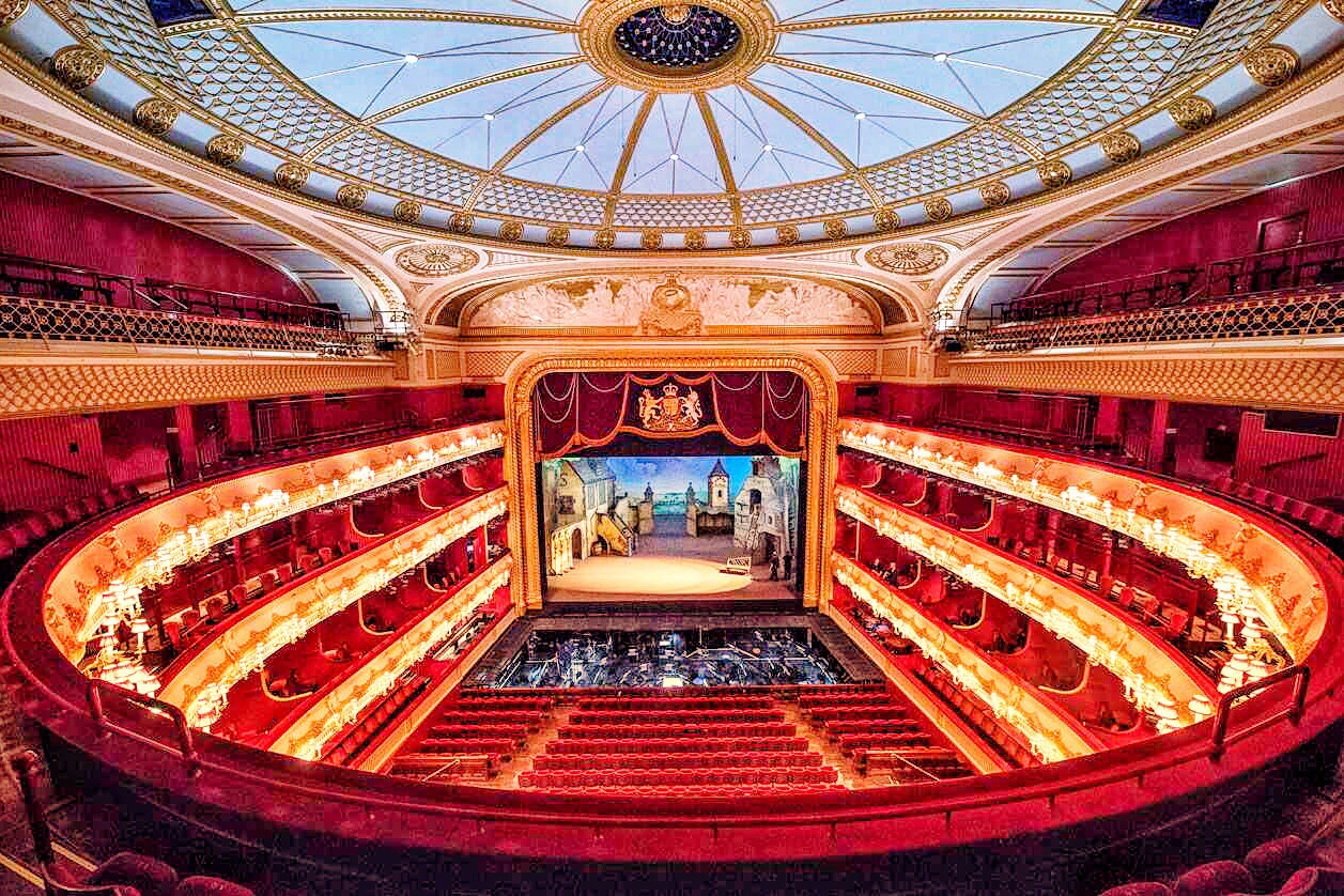 热门城市 伦敦 里士满 更多城市  英国皇家歌剧院!
