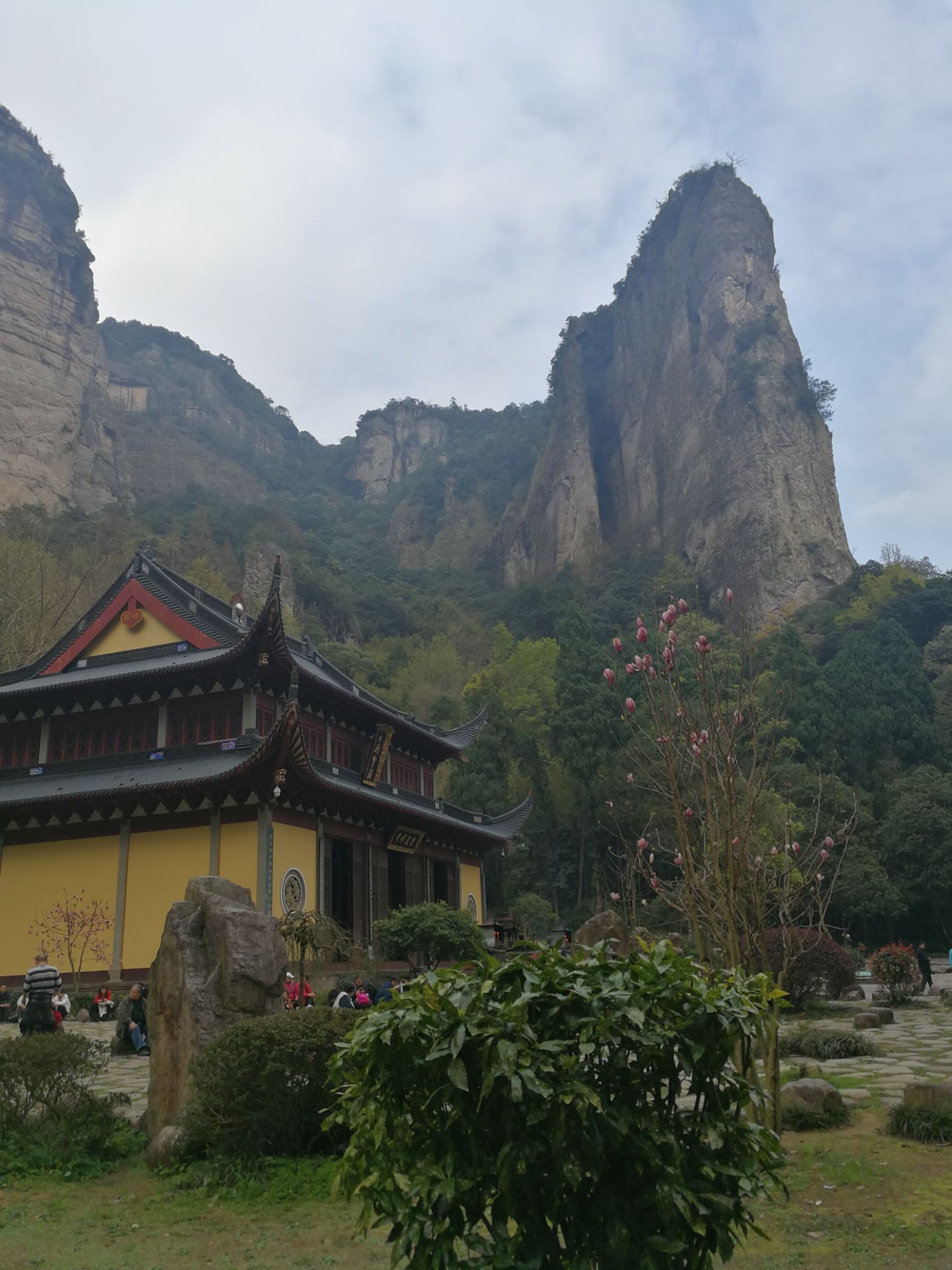 灵岩寺