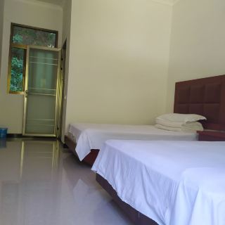 耿峪桥头农家乐   分 2条点评 生活休闲 农家乐 距景点2.5km