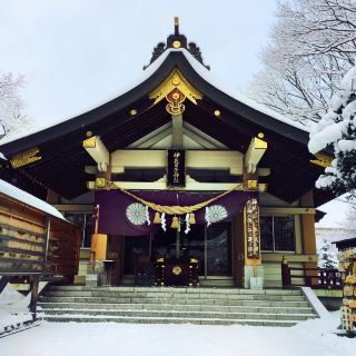 弥彦神社