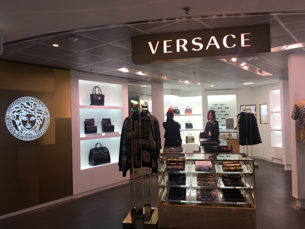 versace(香港机场店)