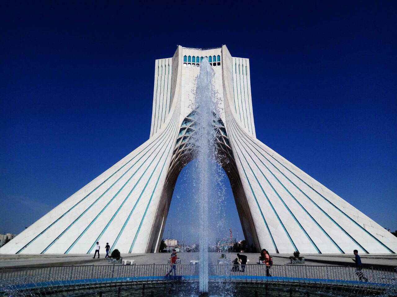 德黑兰自由纪念塔攻略,德黑兰自由纪念塔门票/游玩攻略/地址/图片