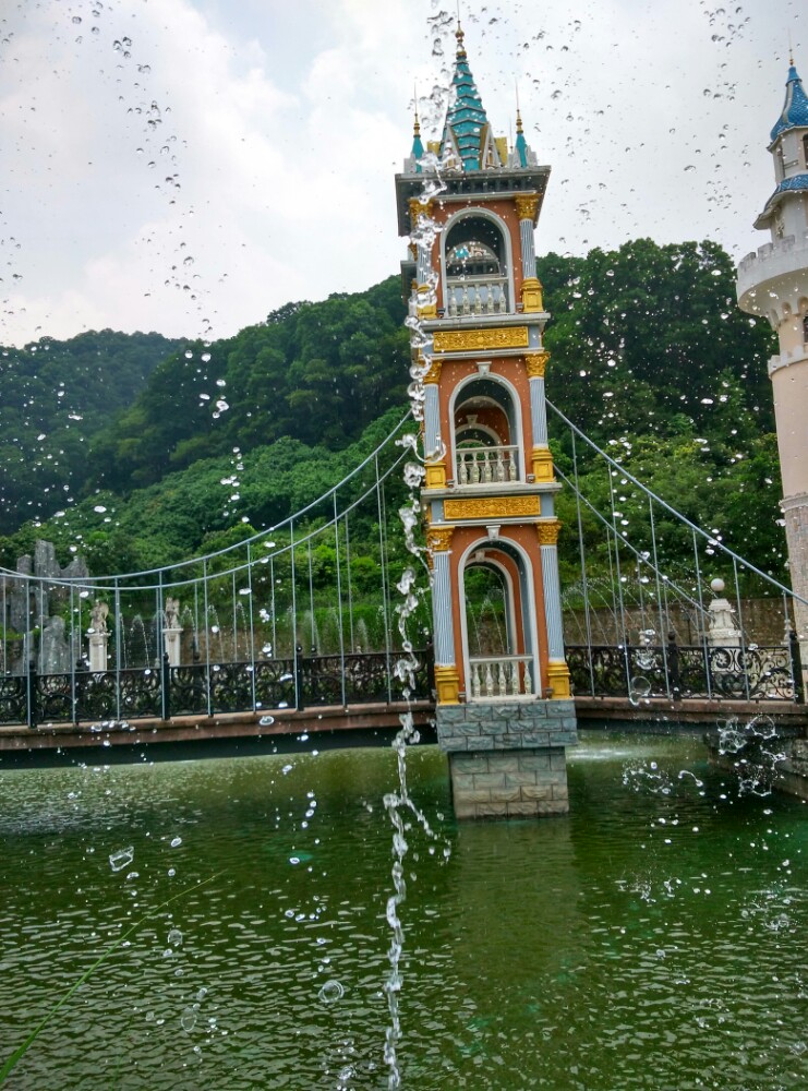 龙凤山庄影视度假村