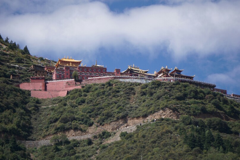 【携程攻略】金川观音桥景点,从甲居藏寨到色达的途中