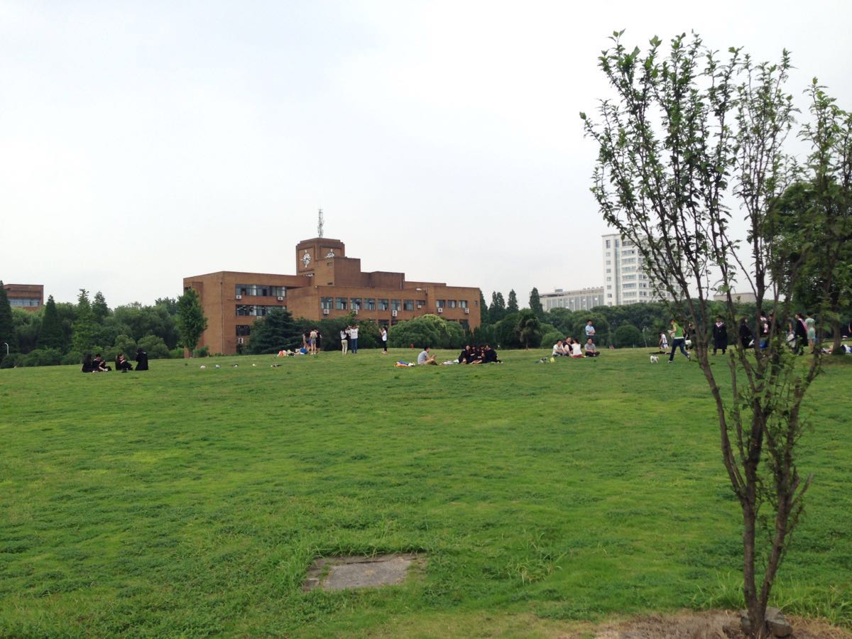 宁波大学