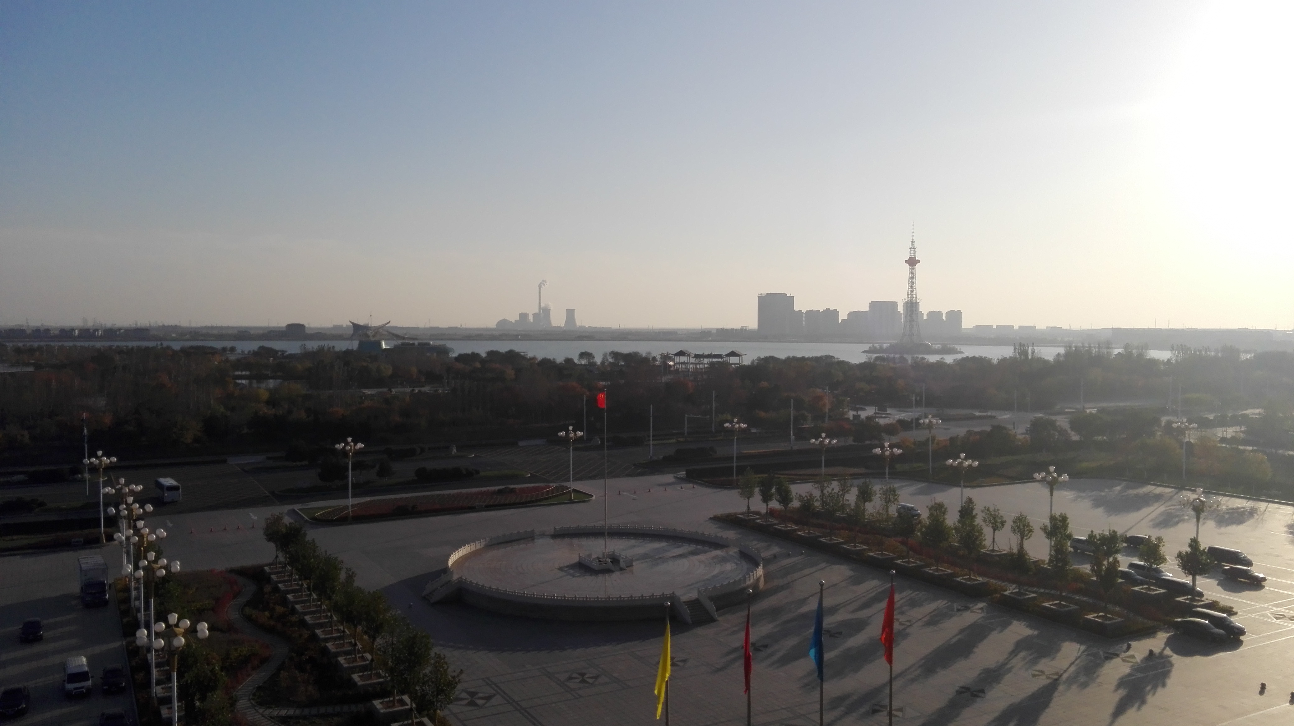明湖广场旅游景点攻略图