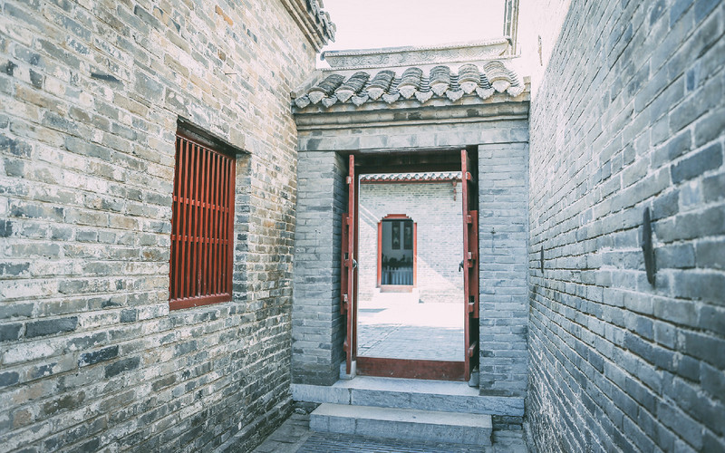 陈家会客厅,是陈家大院的正厅,也是正堂.