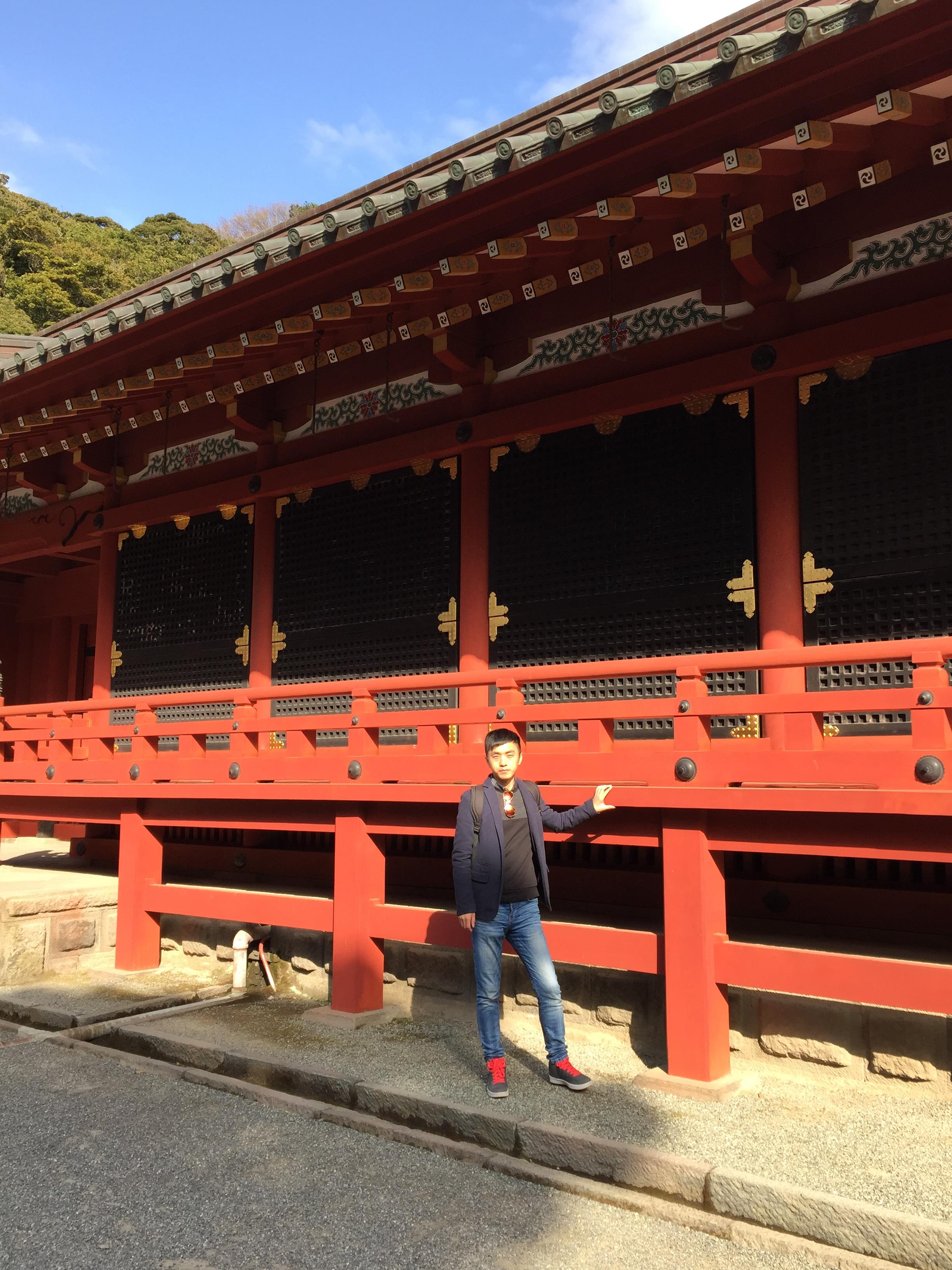 设立在日本神奈川县镰仓市祭祀八幡神的神社.