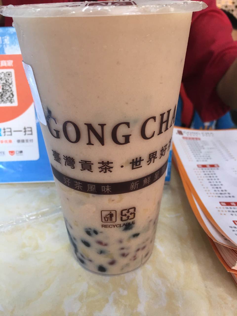 来买几次了,都是吃烧仙草,份量还算足!味道不错,老板娘很热情