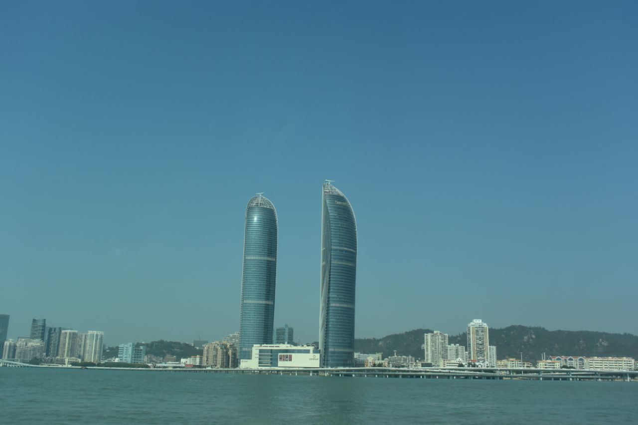 厦门双子塔