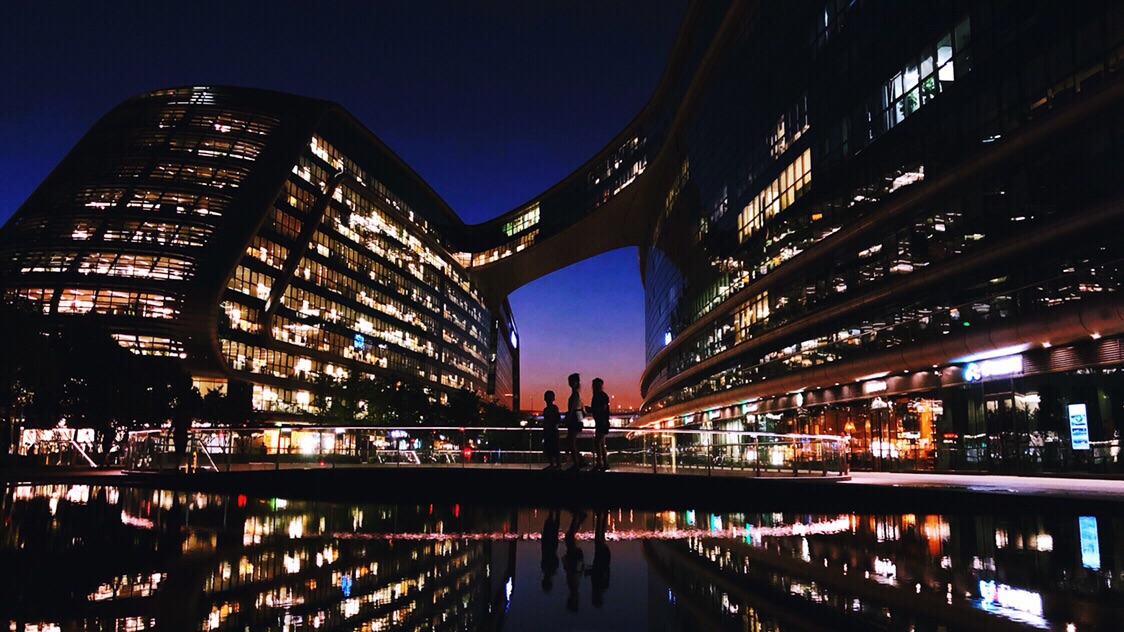 skybridge hq天会(原凌空soho)