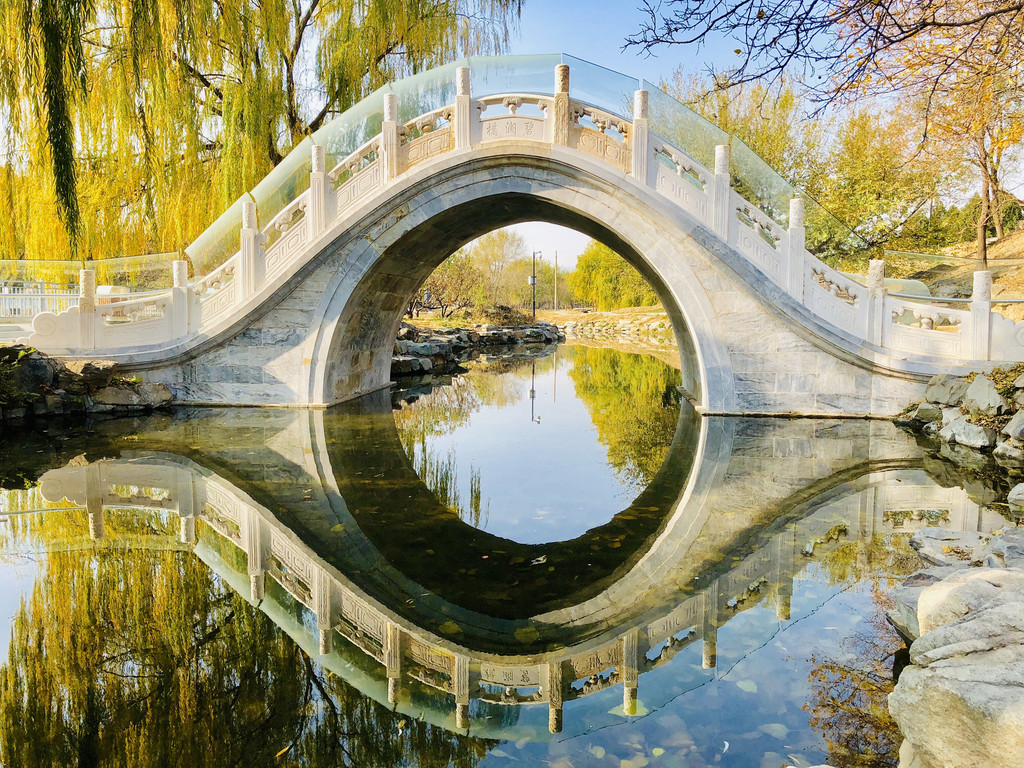 秋末冬初圆明园美景