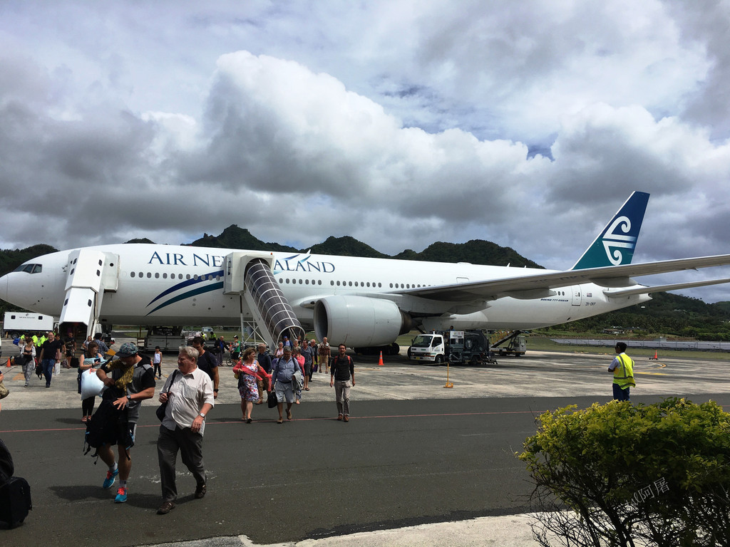 到机场,搭乘8:50起飞的新西兰航空nz46航班飞向拉罗汤加(rarotonga)