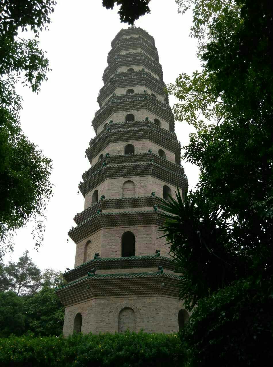 龙象塔旅游景点攻略图